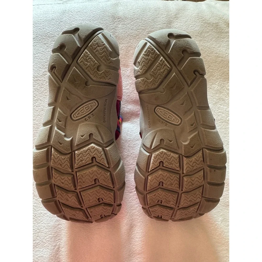 Keen Seacamp II CNX Kids Pink Rainbow Sport Sandals Water Shoes Size 11